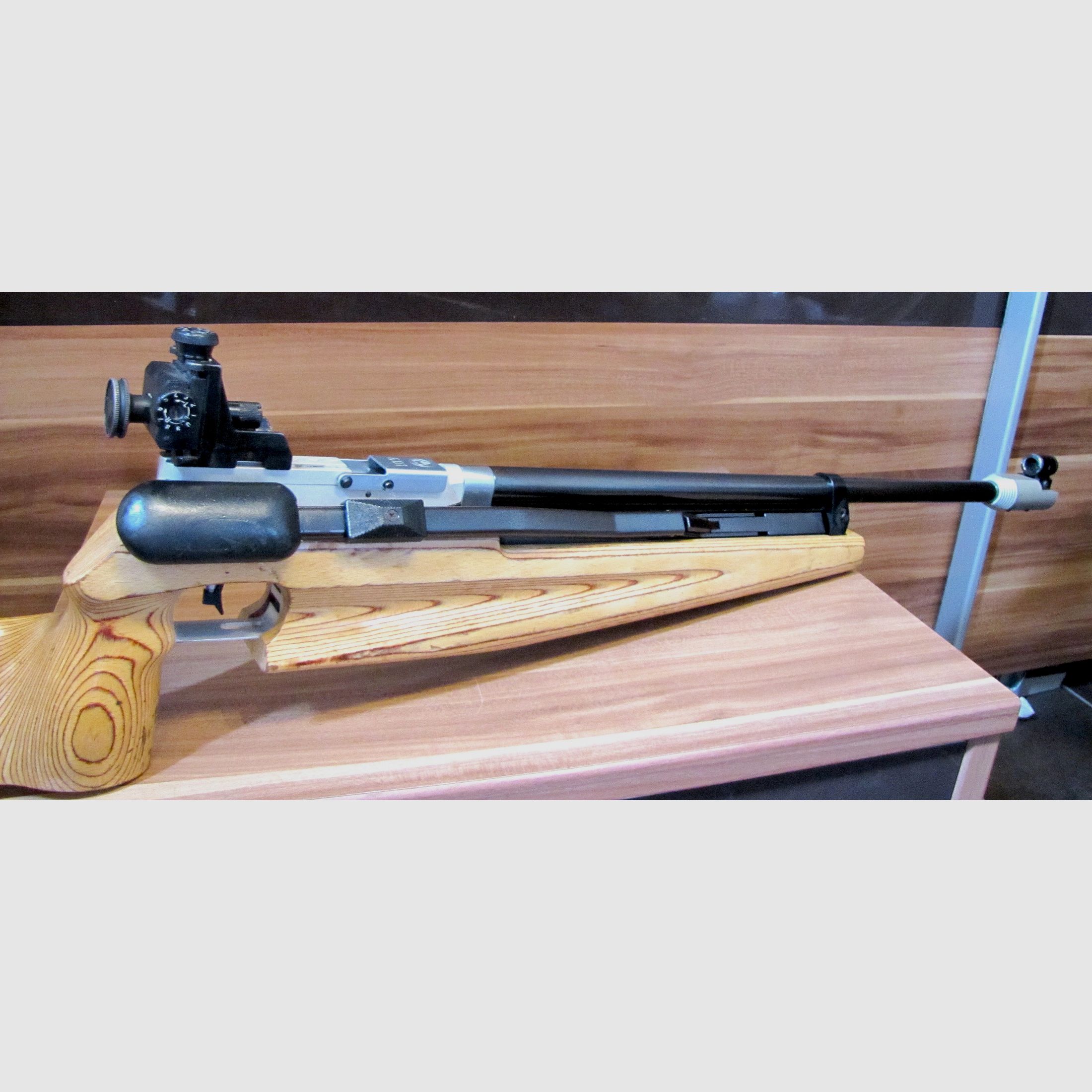 Luftgewehr der Marke Feinwerkbau 601