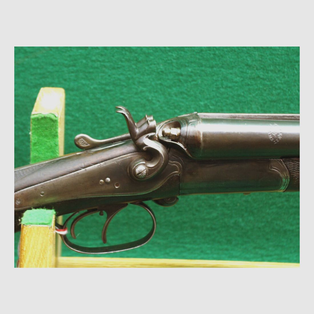 Vecchia perforatrice / perforatrice doppia