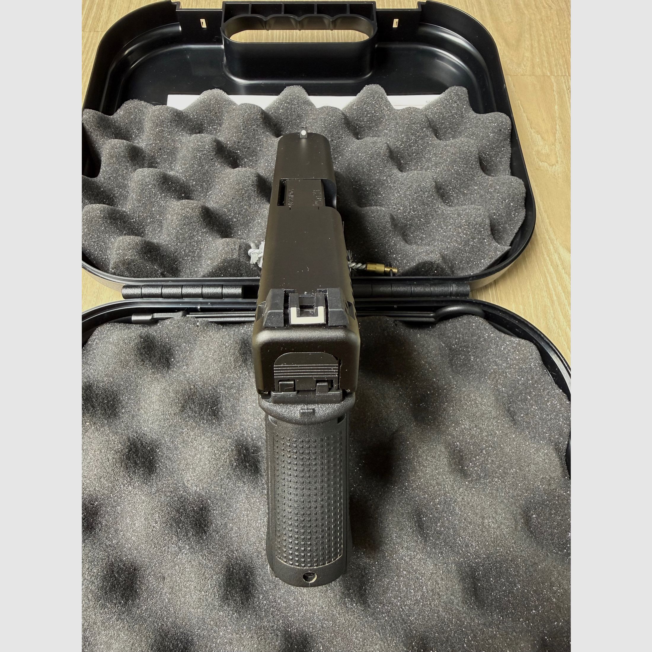 Glock 23 Gen 5. 