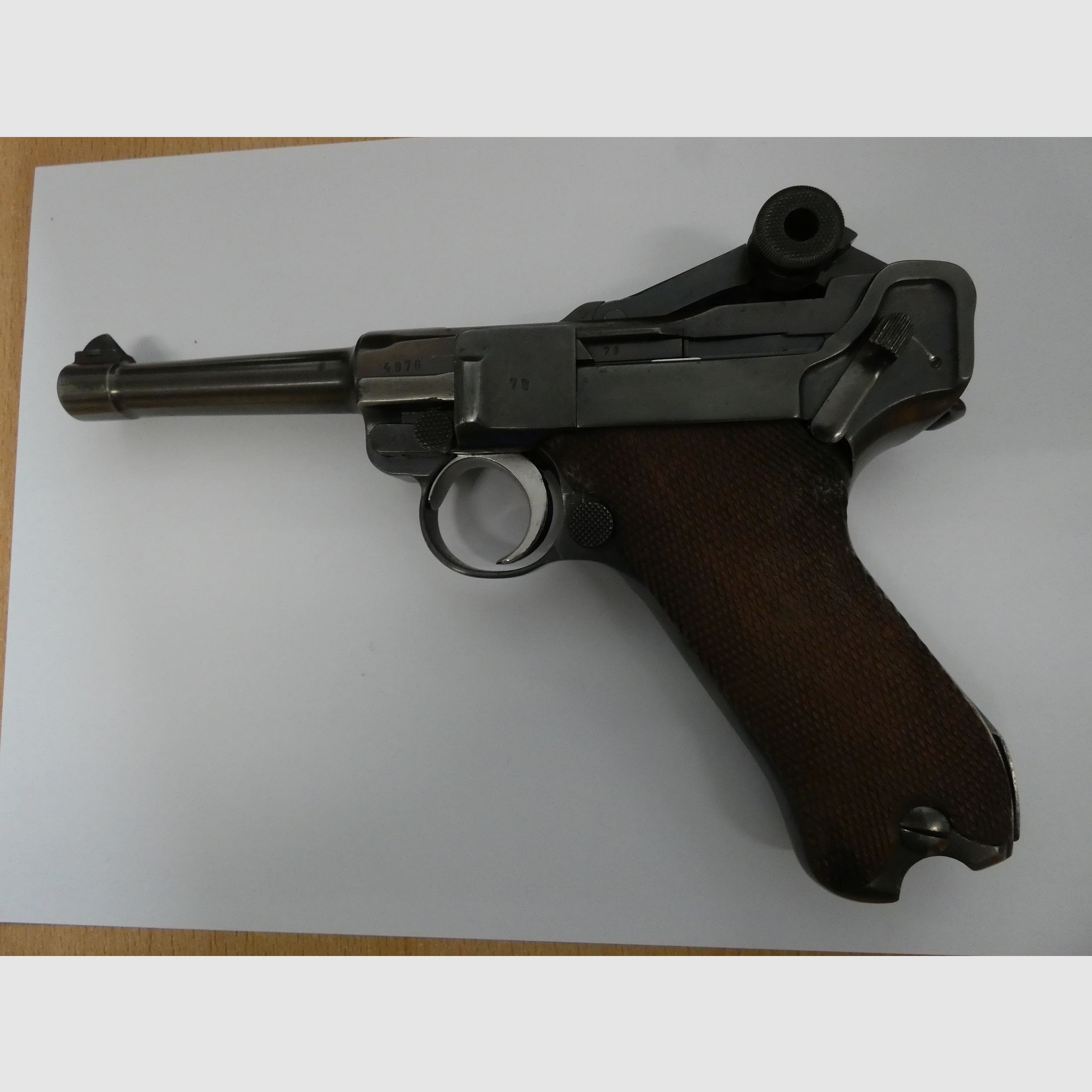 08 semi-automatic pistol 9mm Parabellum