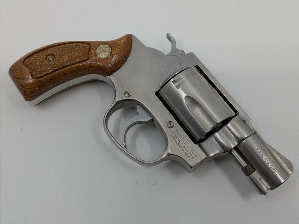 S&W 60
