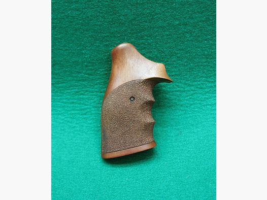 KN Nill Holz - Griffschalen