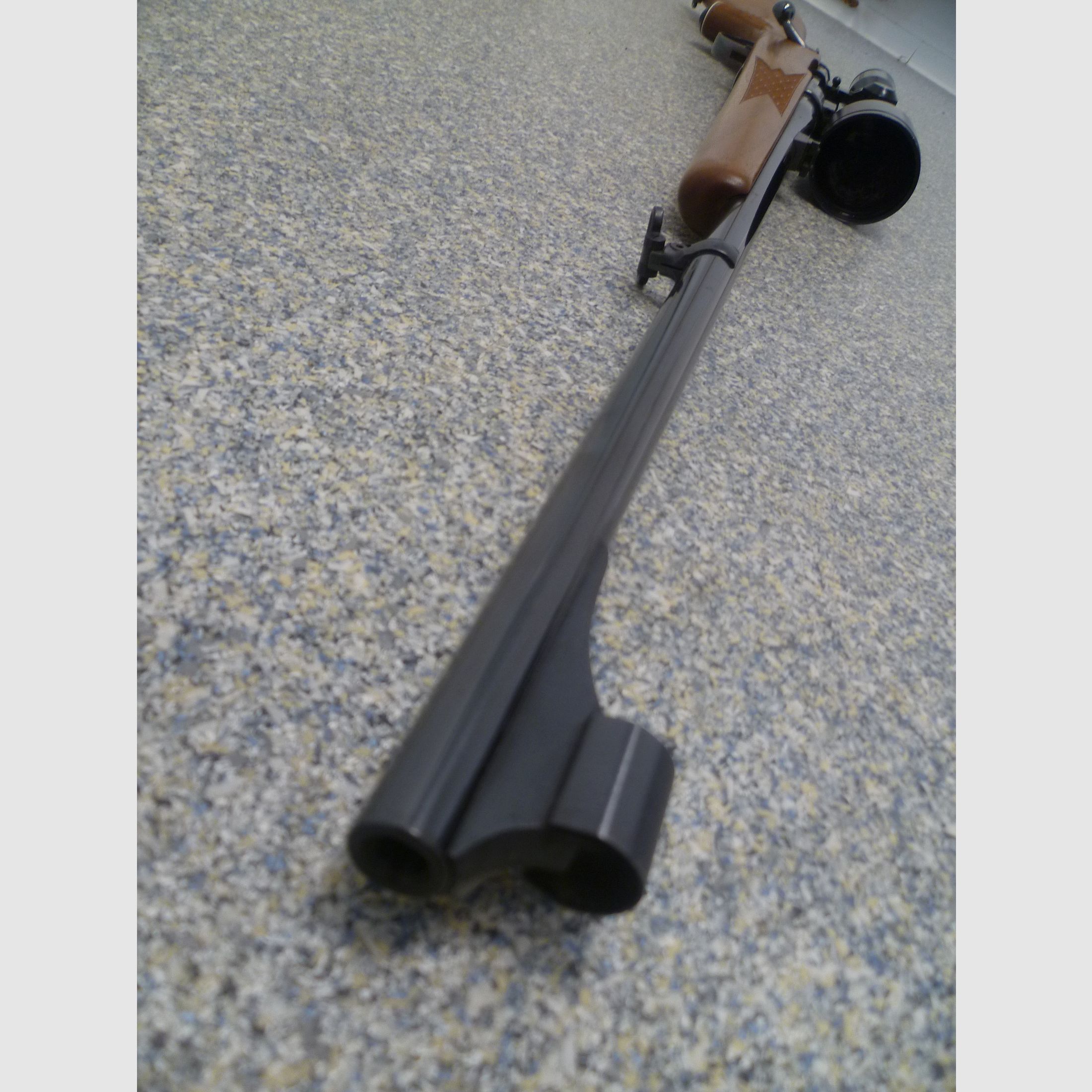 Rifle repetidora Zastava L83 .30-06 Spring.