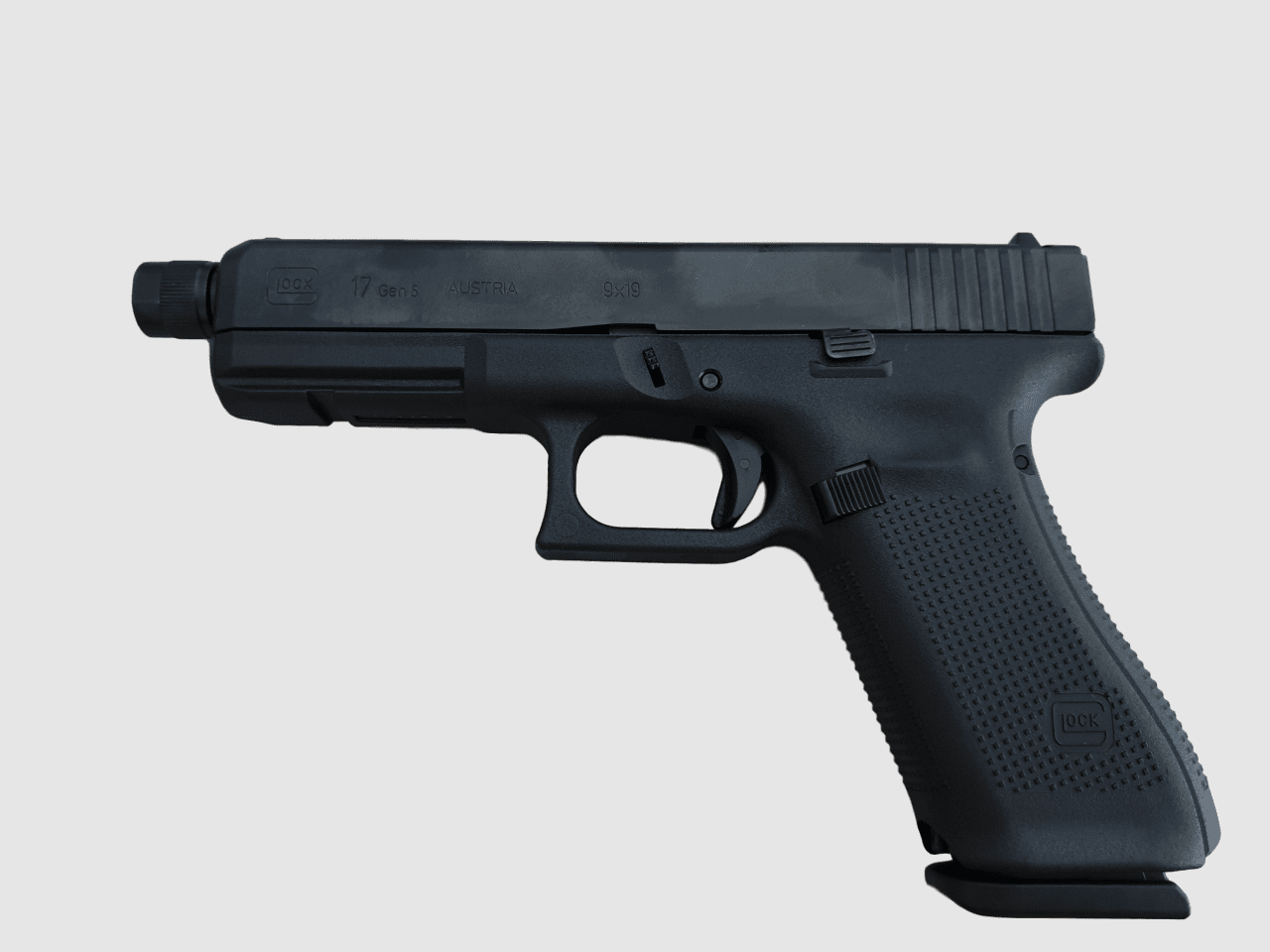 Glock 17 Gen5 con canna filettata M13,5x1 sinistra