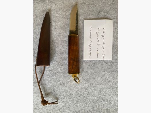 Piccolo coltello da caccia