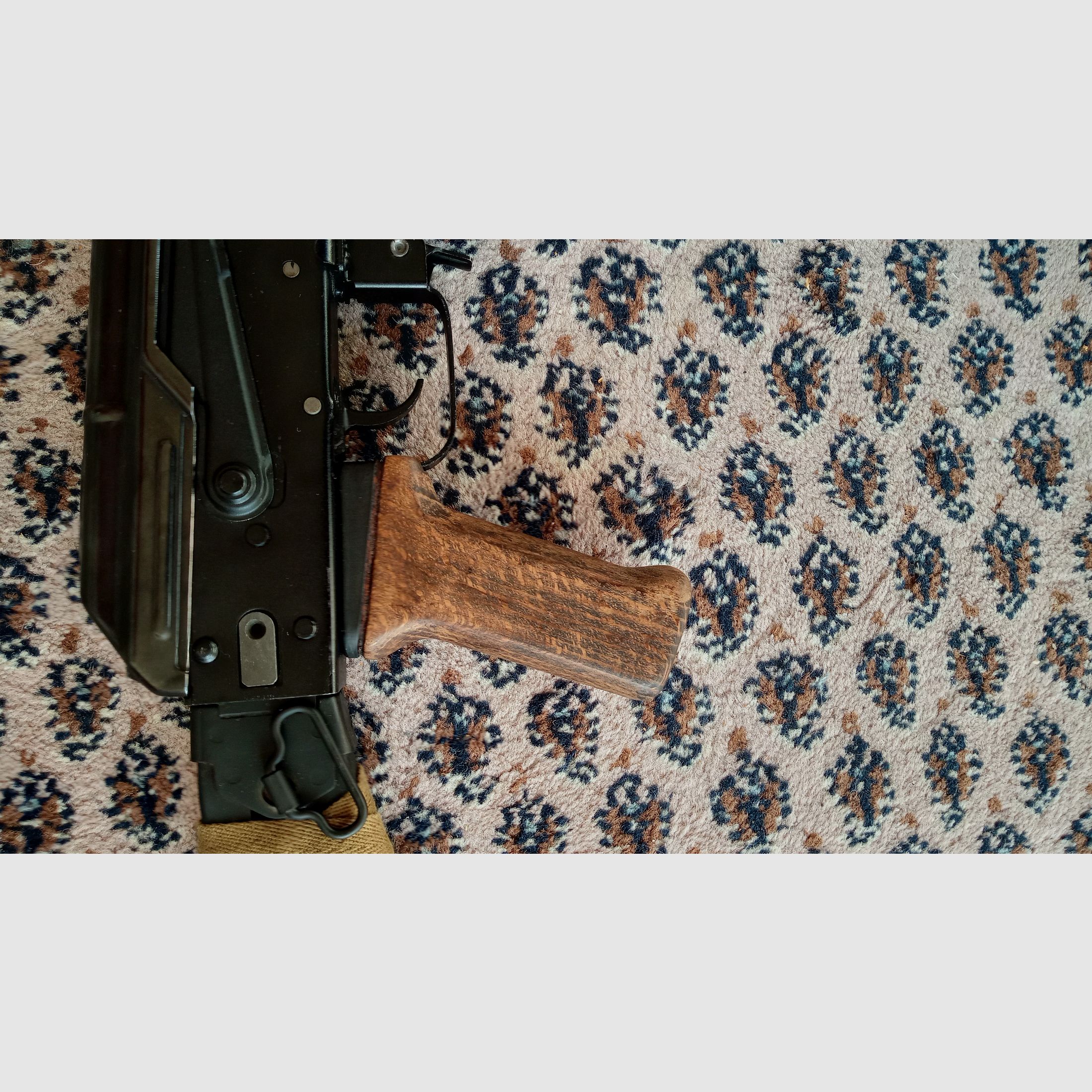 S.T.A.L.K.E.R Veteranen AKS-74 Holz Garnitur / Handschutz und Griff // auch geeignet für AKM und Yunker