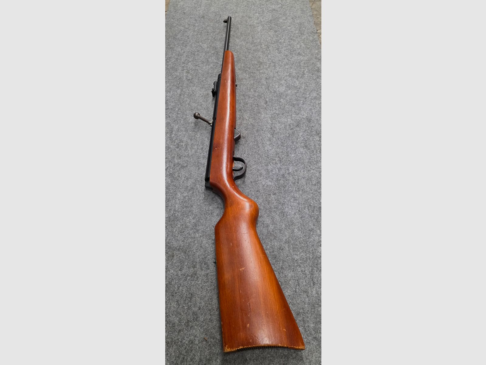 4.) Haenel 310 z standardowym spustem, ładowany powtarzalnie, karabin pneumatyczny 4.4mm