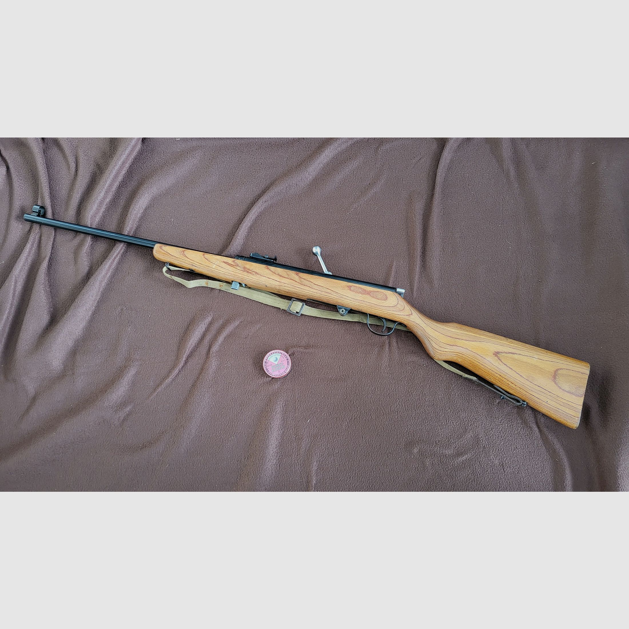 Carabina de aire comprimido con cargador Haenel 49a