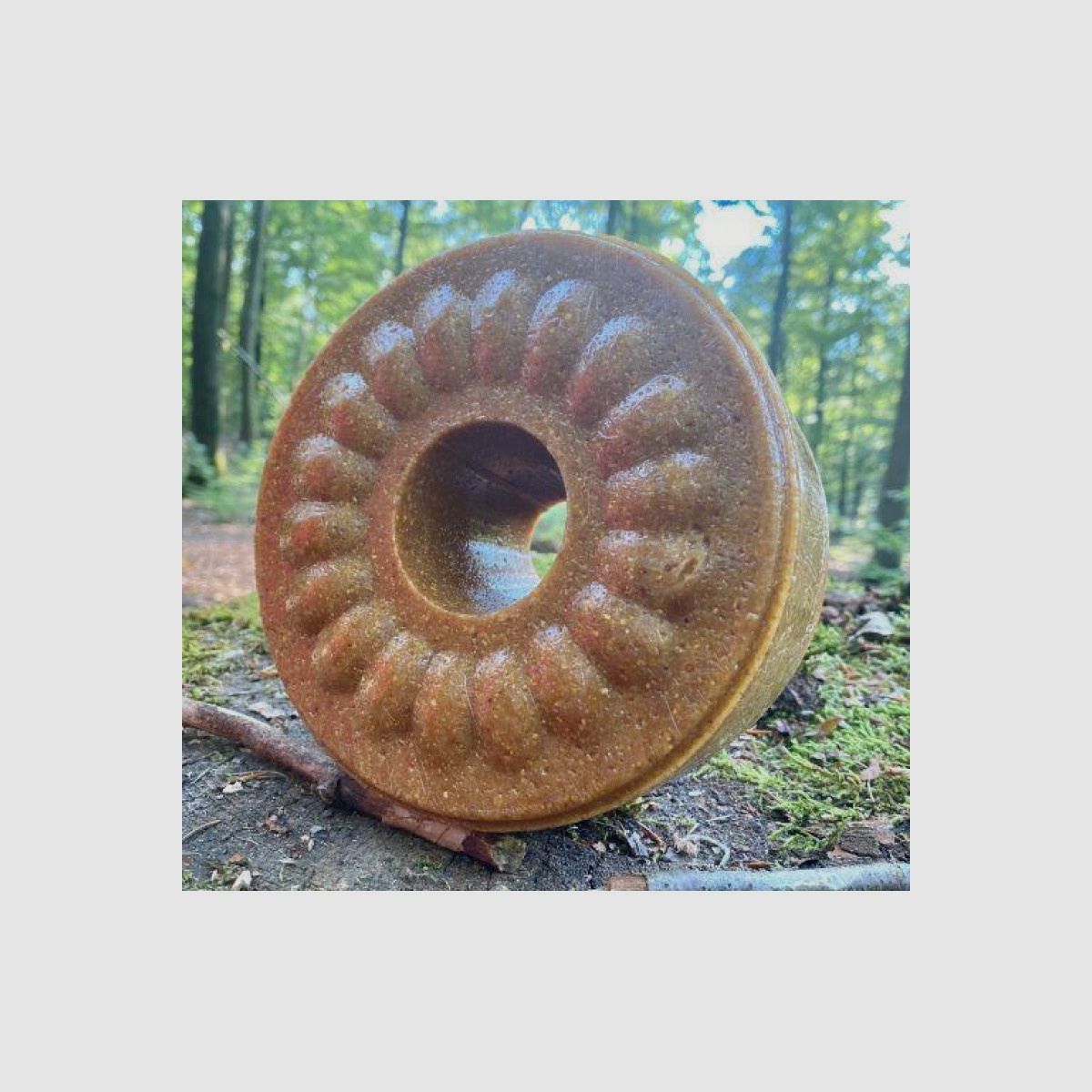 WILDLUTSCHER Leckstein salziger Anis mit gemahlenem Mais