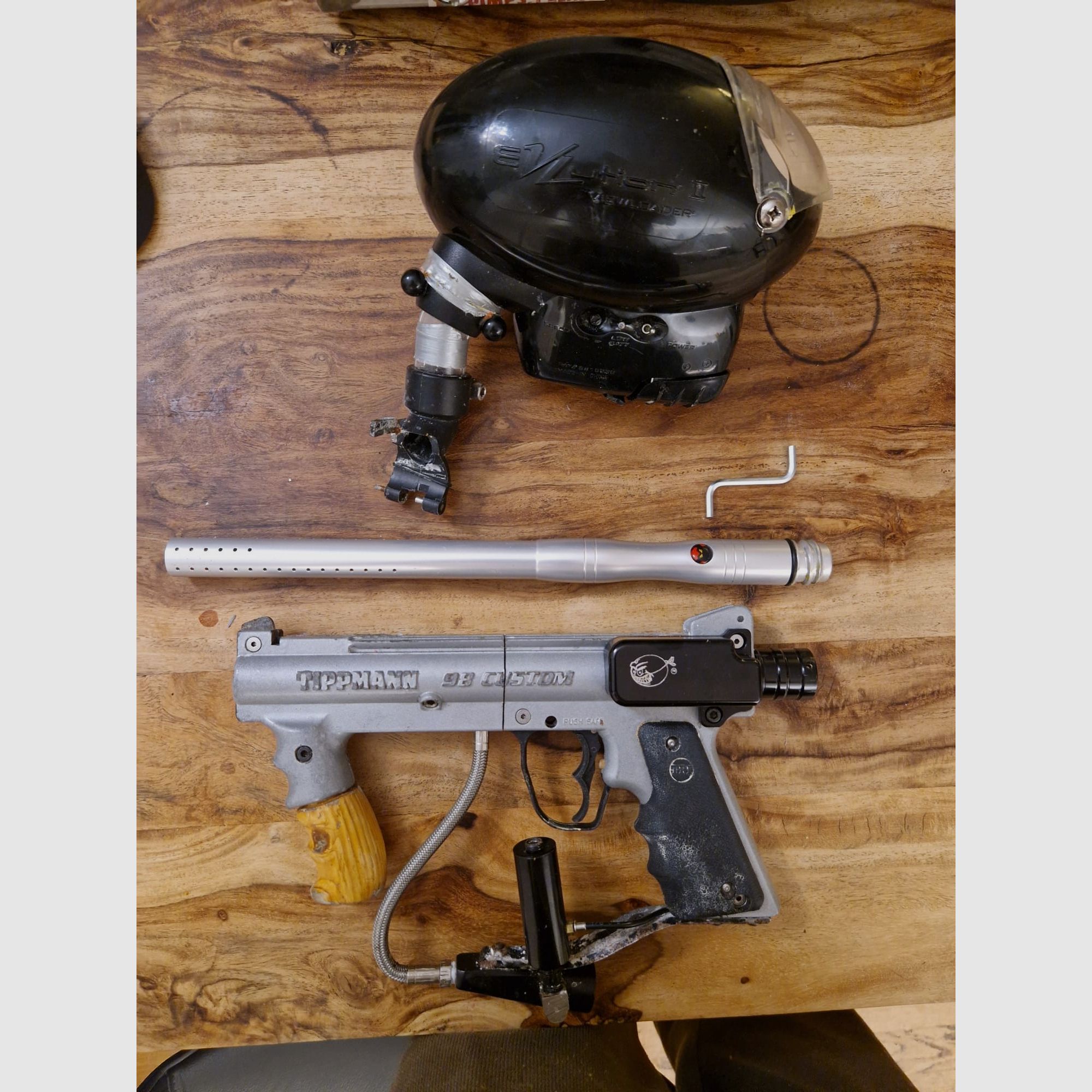 Tippmann 98 Custom met eKit en dubbele trigger + eHopper