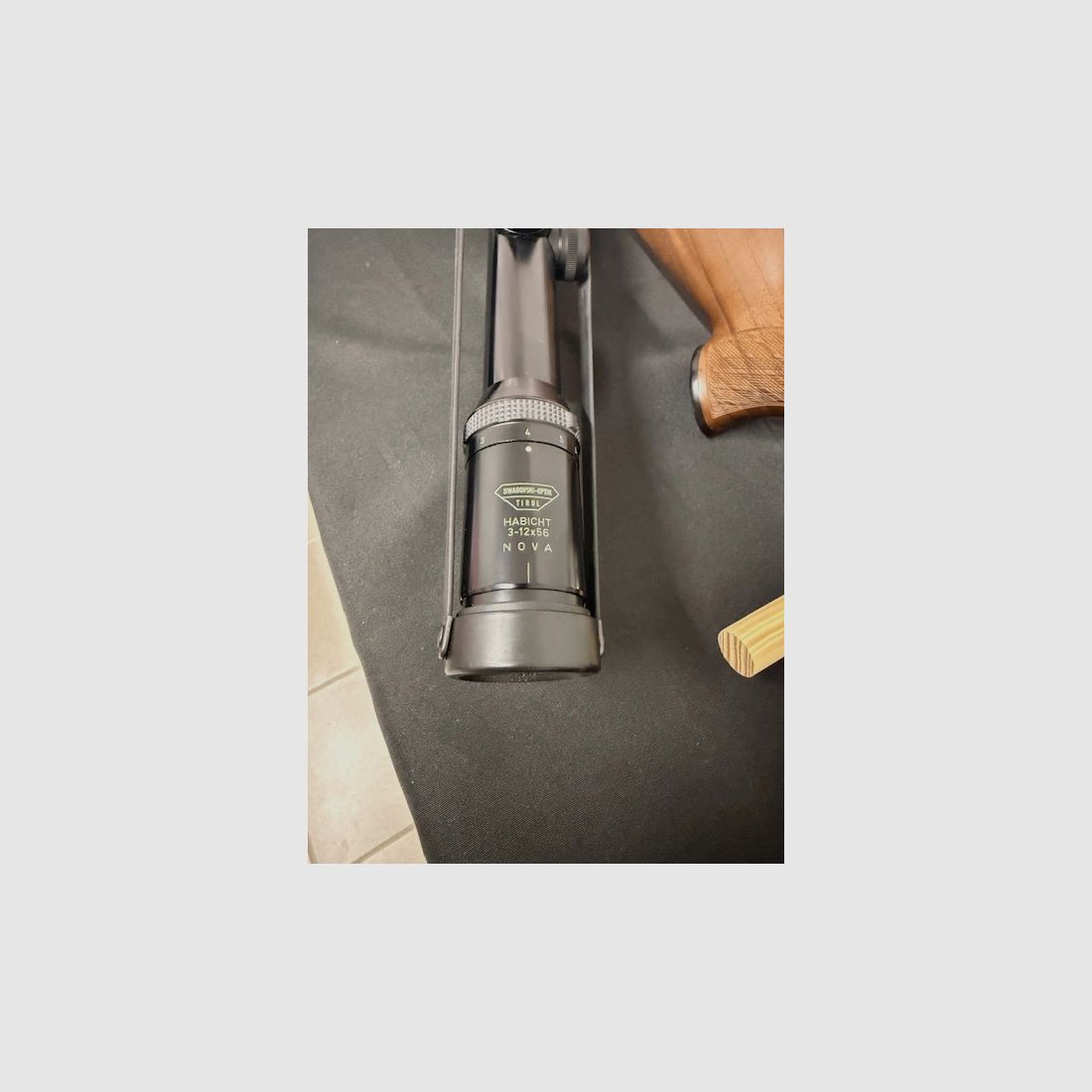 Blaser SR 830 Repetierbüchse Kaliber .300WinMag incl Swarowski und Transportkoffer 