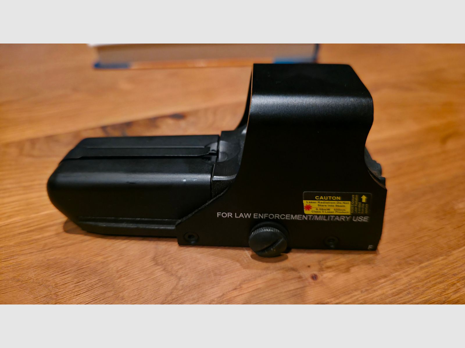 Holographic sight for airsoft