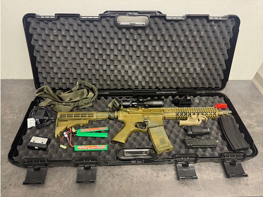S-AEG M4 Airsoft - Set
