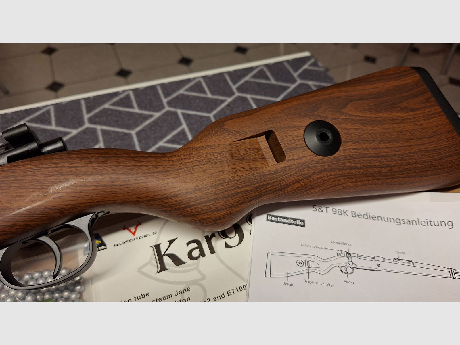 Karabiner 98K Bolt-Action Springer Gewehr mit Hülsenauswurf 6mm BB Holzoptik - Neuwertig!