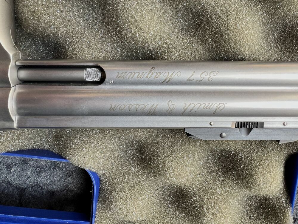 Smith & Wesson 686-4, Revolver Sondermodell "Practical Champion" Kaliber .3 .357Mag