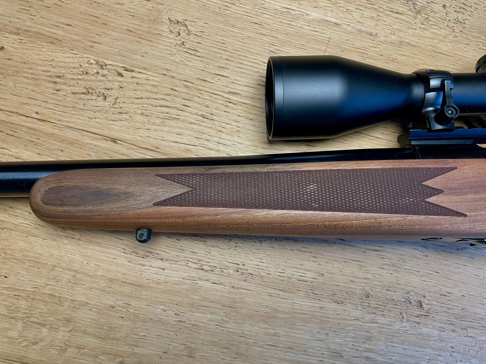 Repetierbüchse HOWA 1500 Kal. .308Win. Bullbarrel mit Gewinde  & ZF Meopta