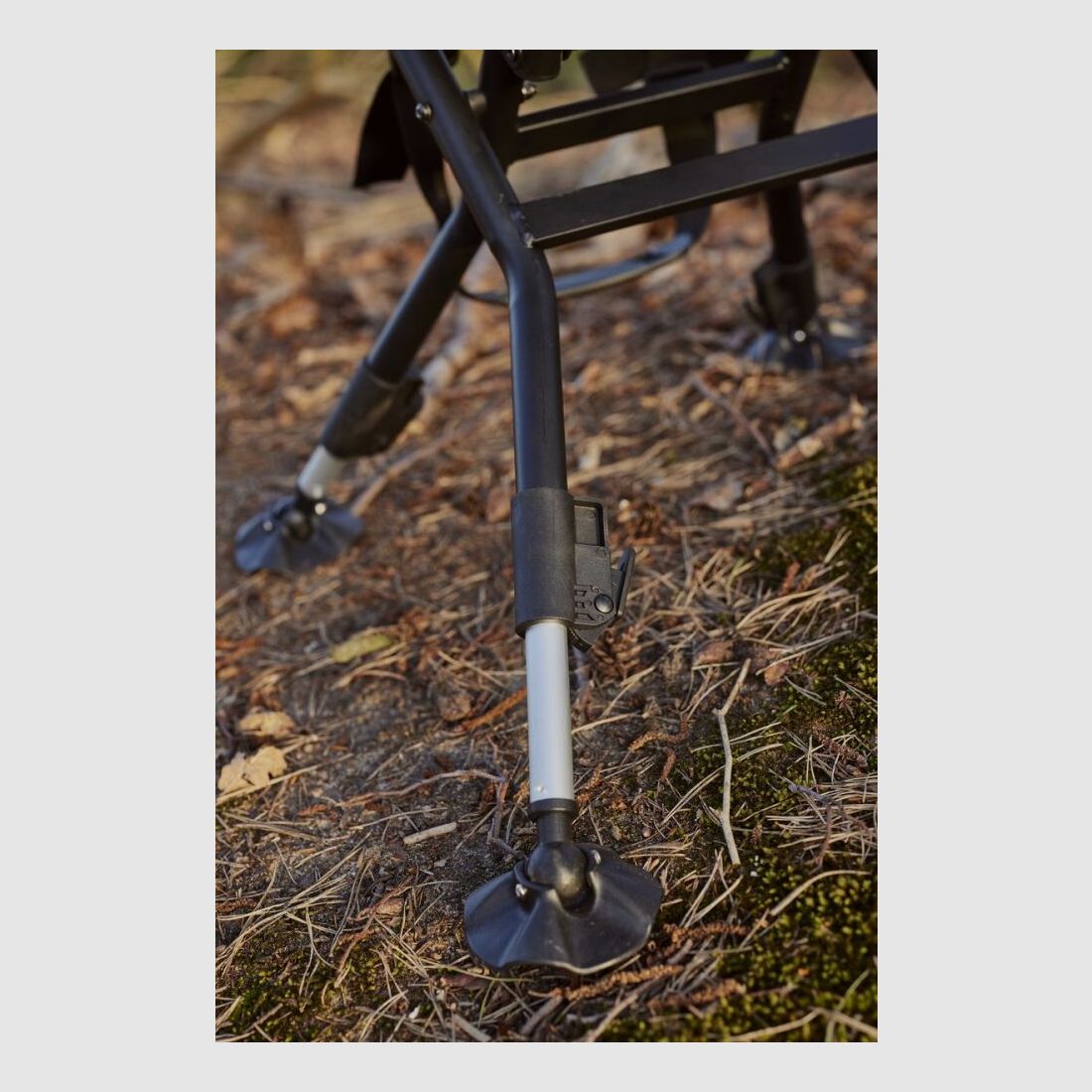 NATURWERK 360° swivel hunting chair AS19