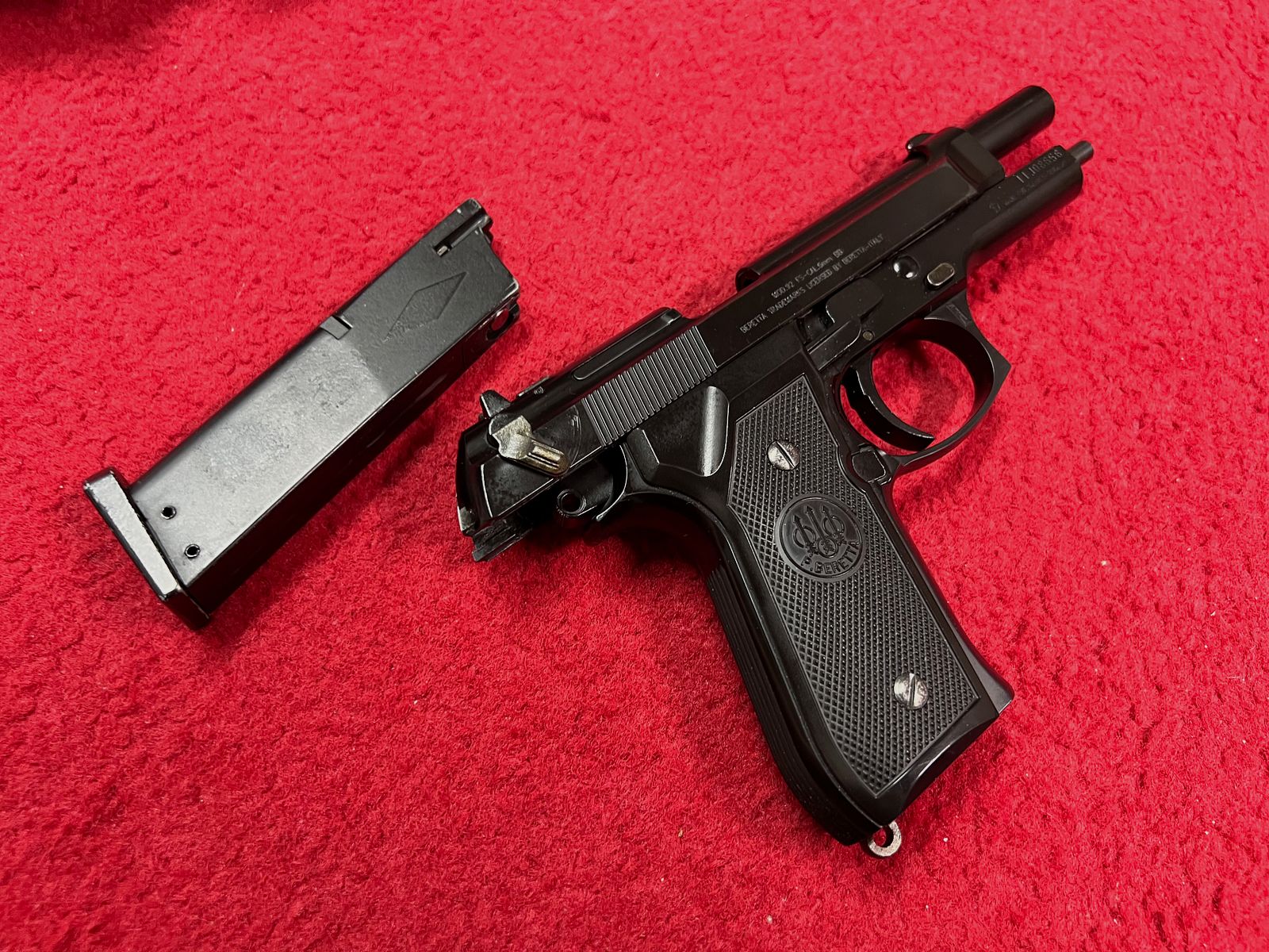 Umarex  Beretta FS Mod 92 6mm GBB Lizensiert von Pietro Beretta 