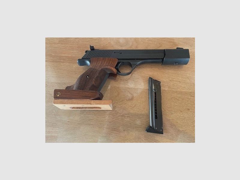 Erma ESP 85A plus .32 sistema de cambio – con empuñadura RINK y amplio stock de piezas de repuesto.