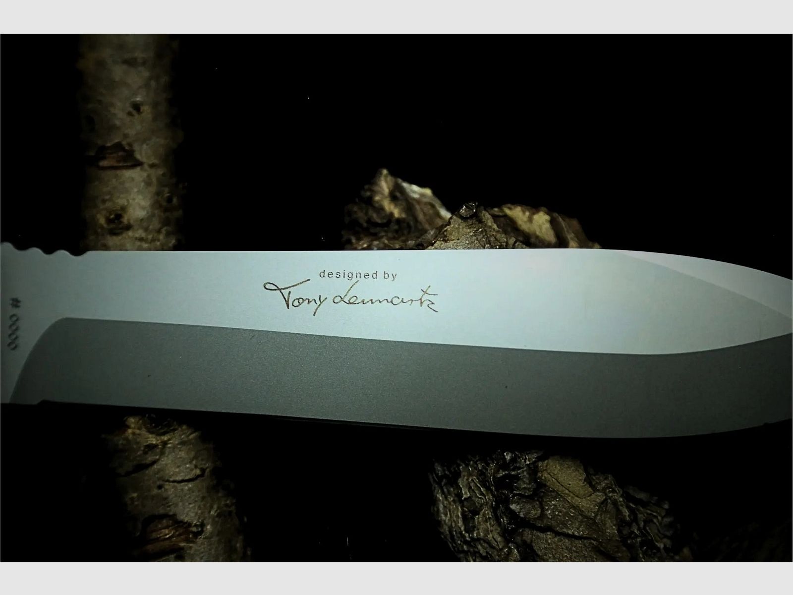 PUMA Robuster, Micarta