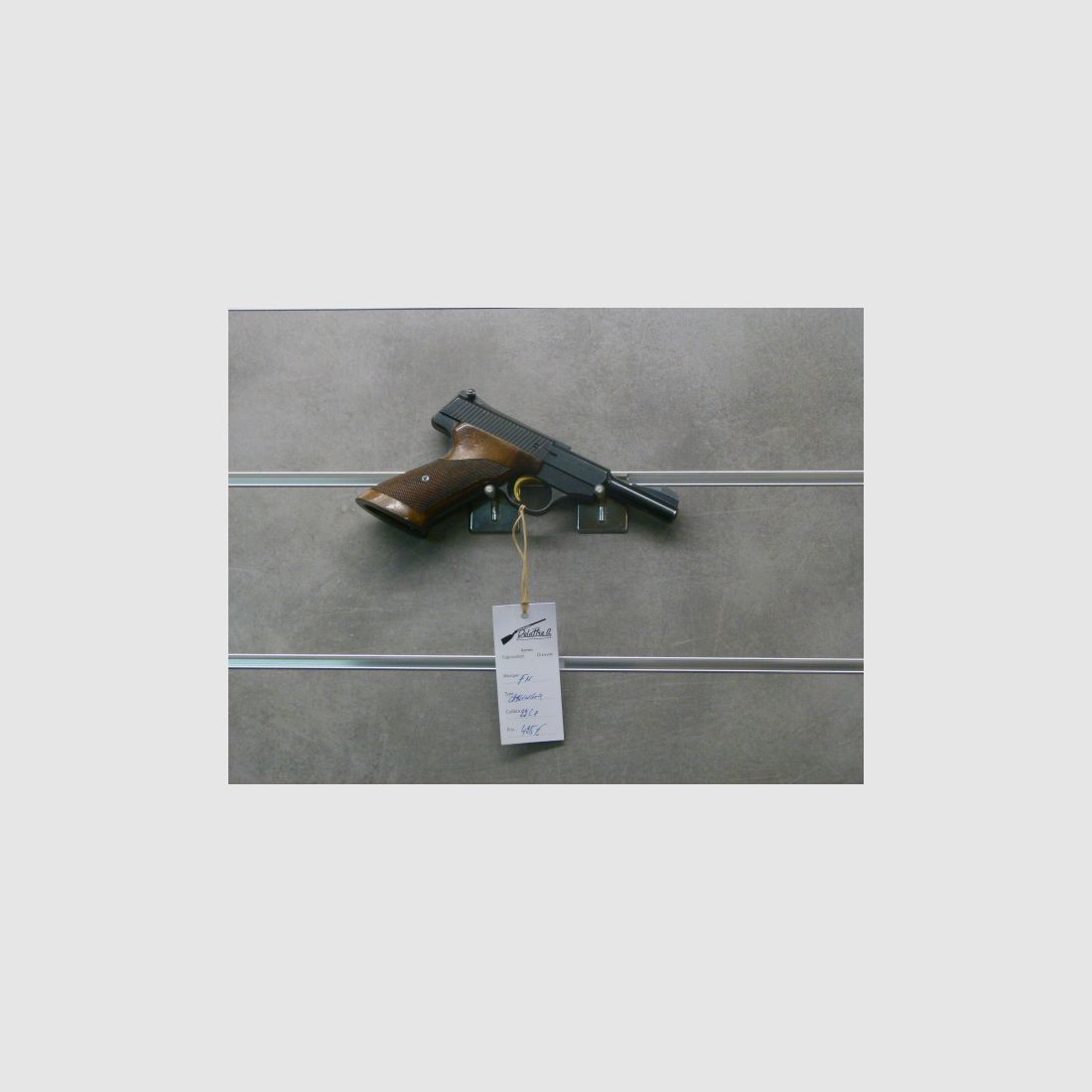 Pistolet F.N.
