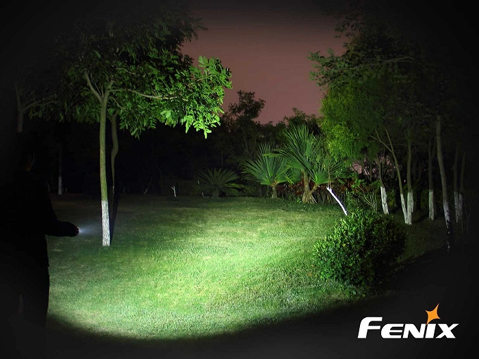 Fenix E35 UE Handheld flashlight, image 9 of 18