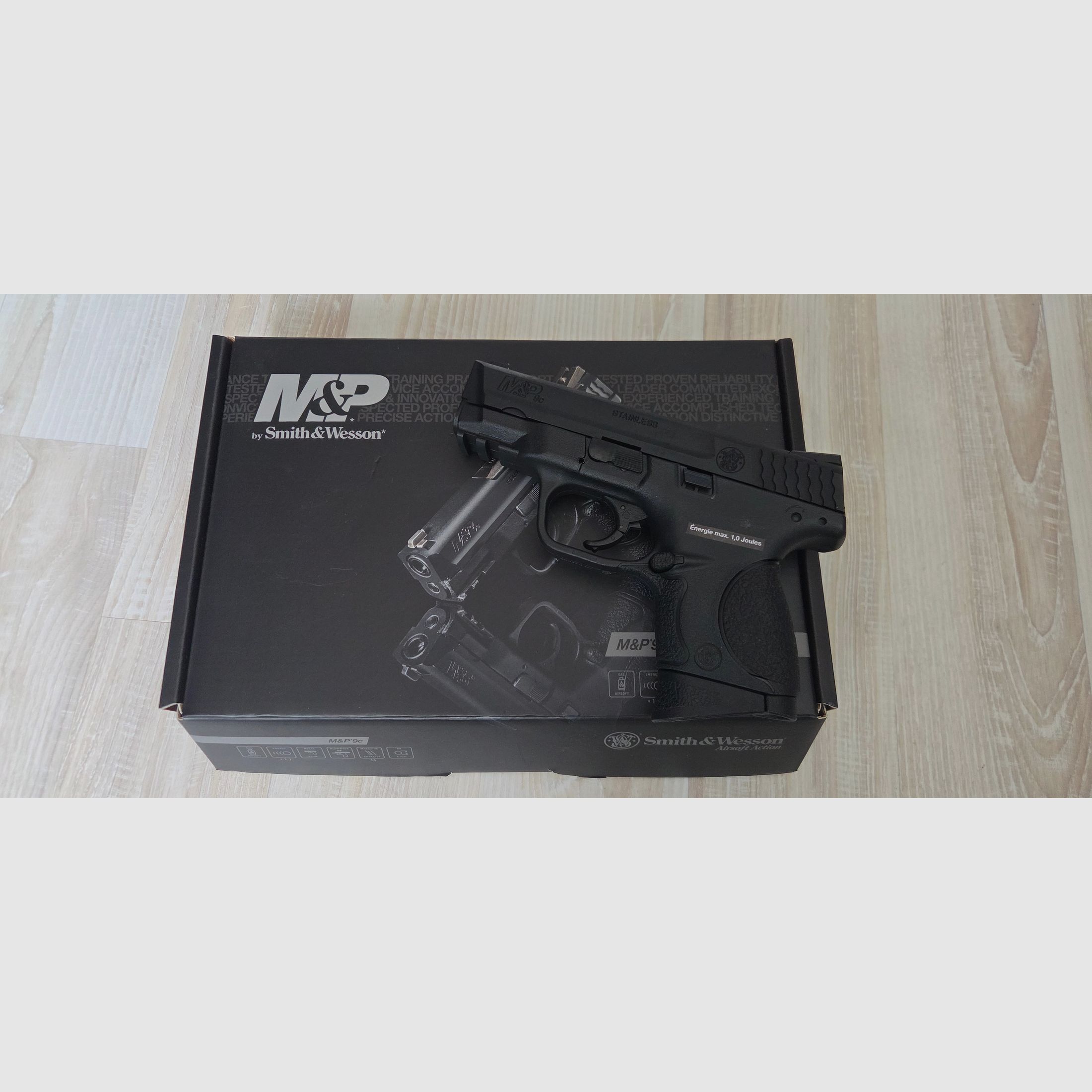 Smith & Wesson M&P9c GBB 1Joule