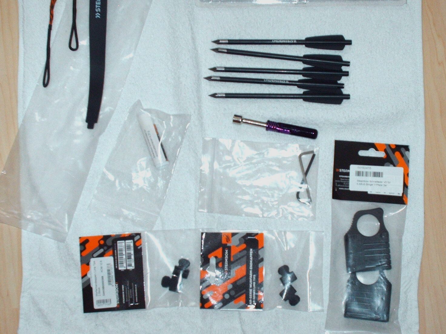 Steambow AR6-Stinger II Compact z 35 lbs łukiem z likwidacji gospodarstwa domowego