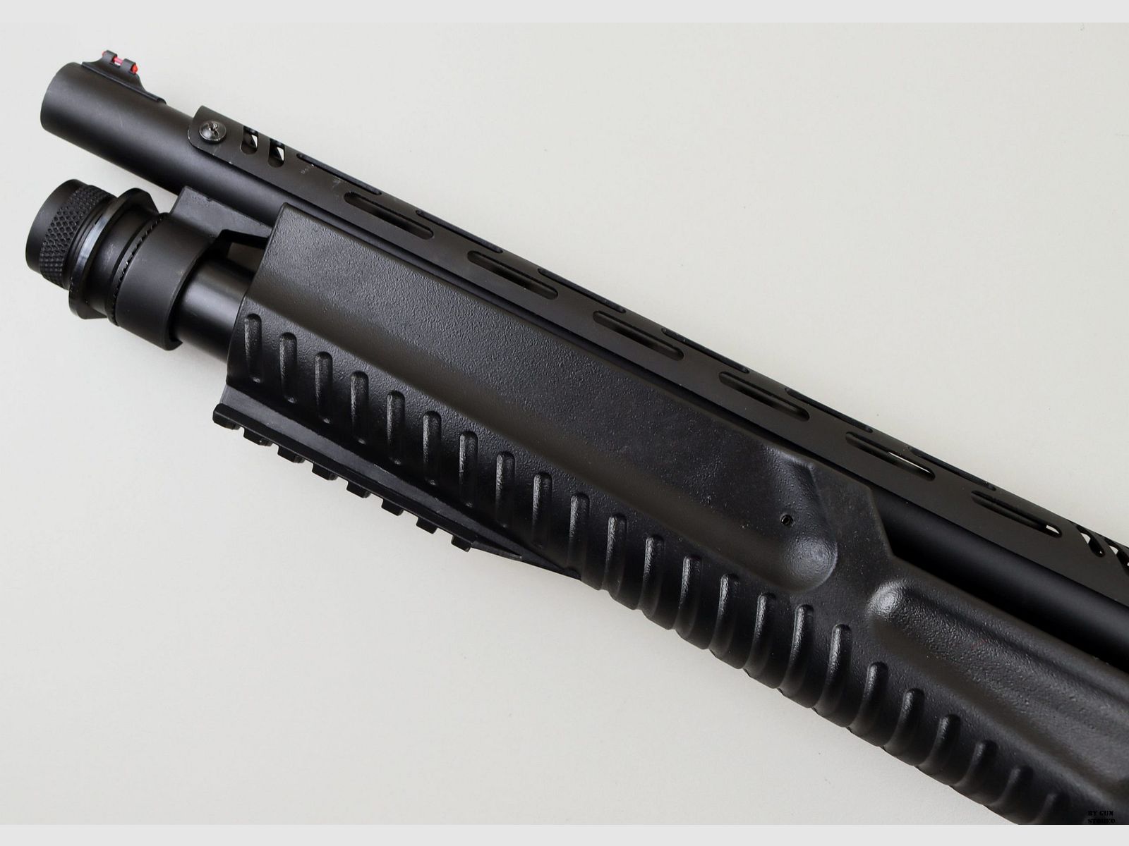 Fucile a pompa Hatsan mod. Escort Defender Tac. cal. 12, immagine 2 di 5