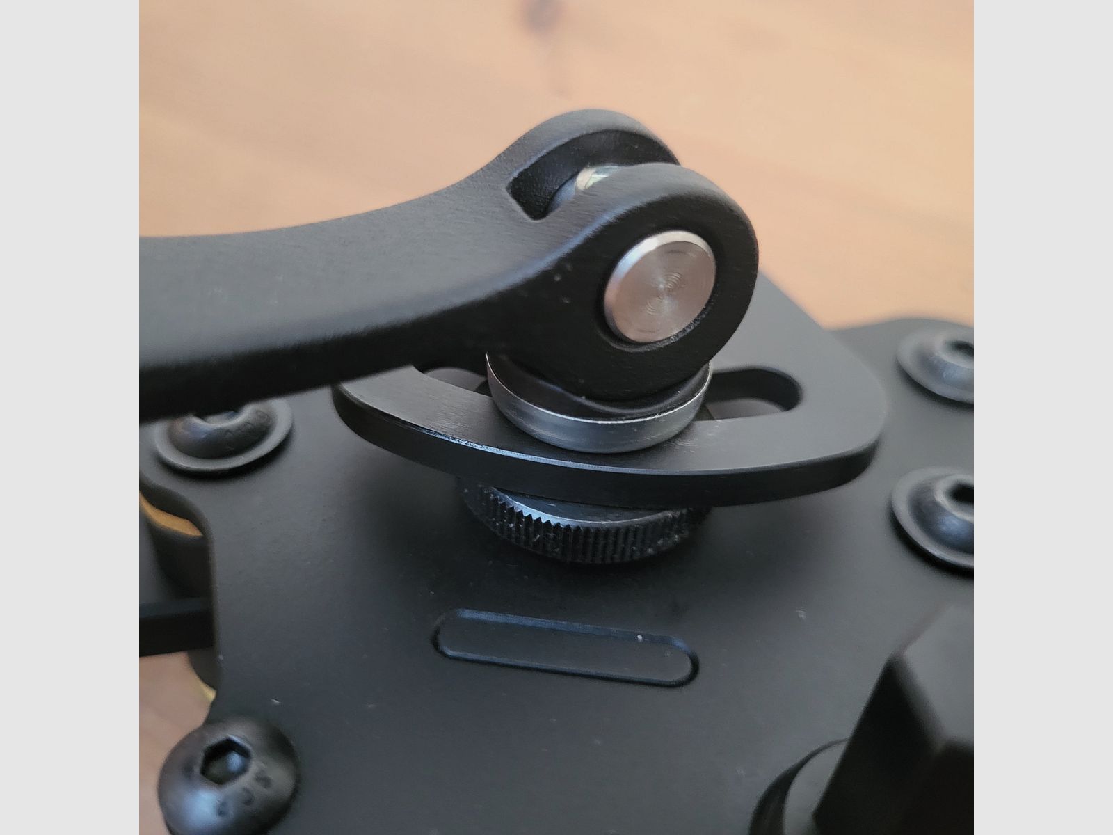 Aumento de par para la inclinación lateral de los bipodes estándar