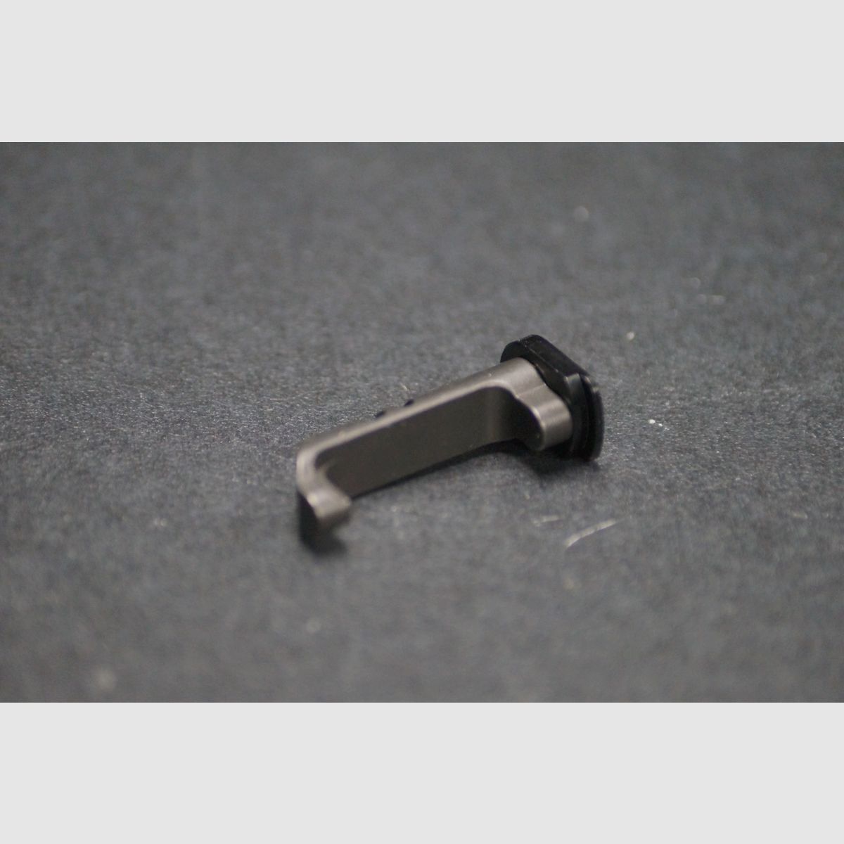 CZ TS2 Magazinauslöserknopf Schwarz, Bild 1 von 2