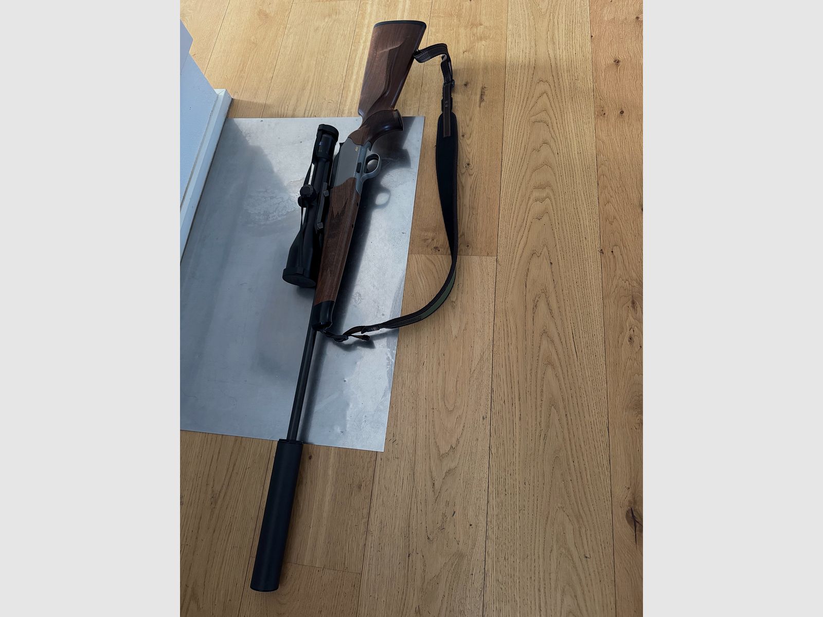 Blaser R8 Standard mit Schalldämpfer von A-Tec