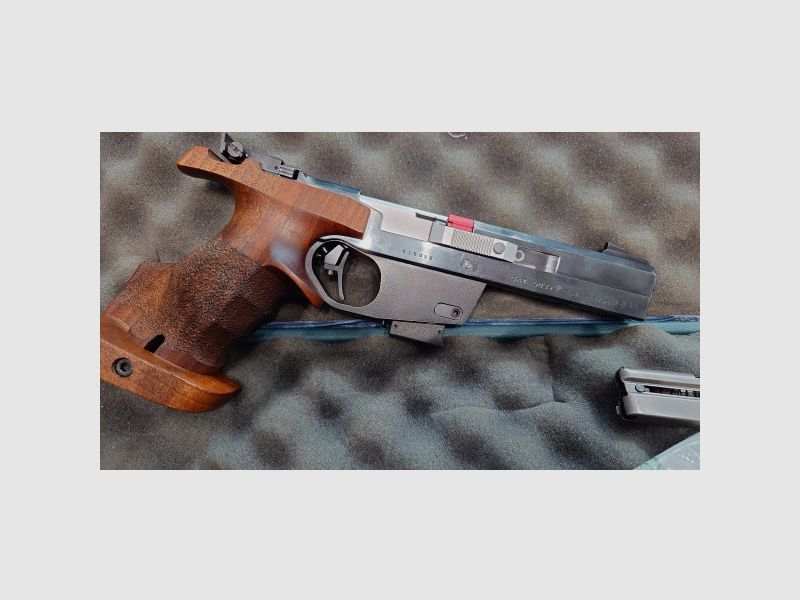 SPORTPISTOLE BENELLI MP 90 S .22LR