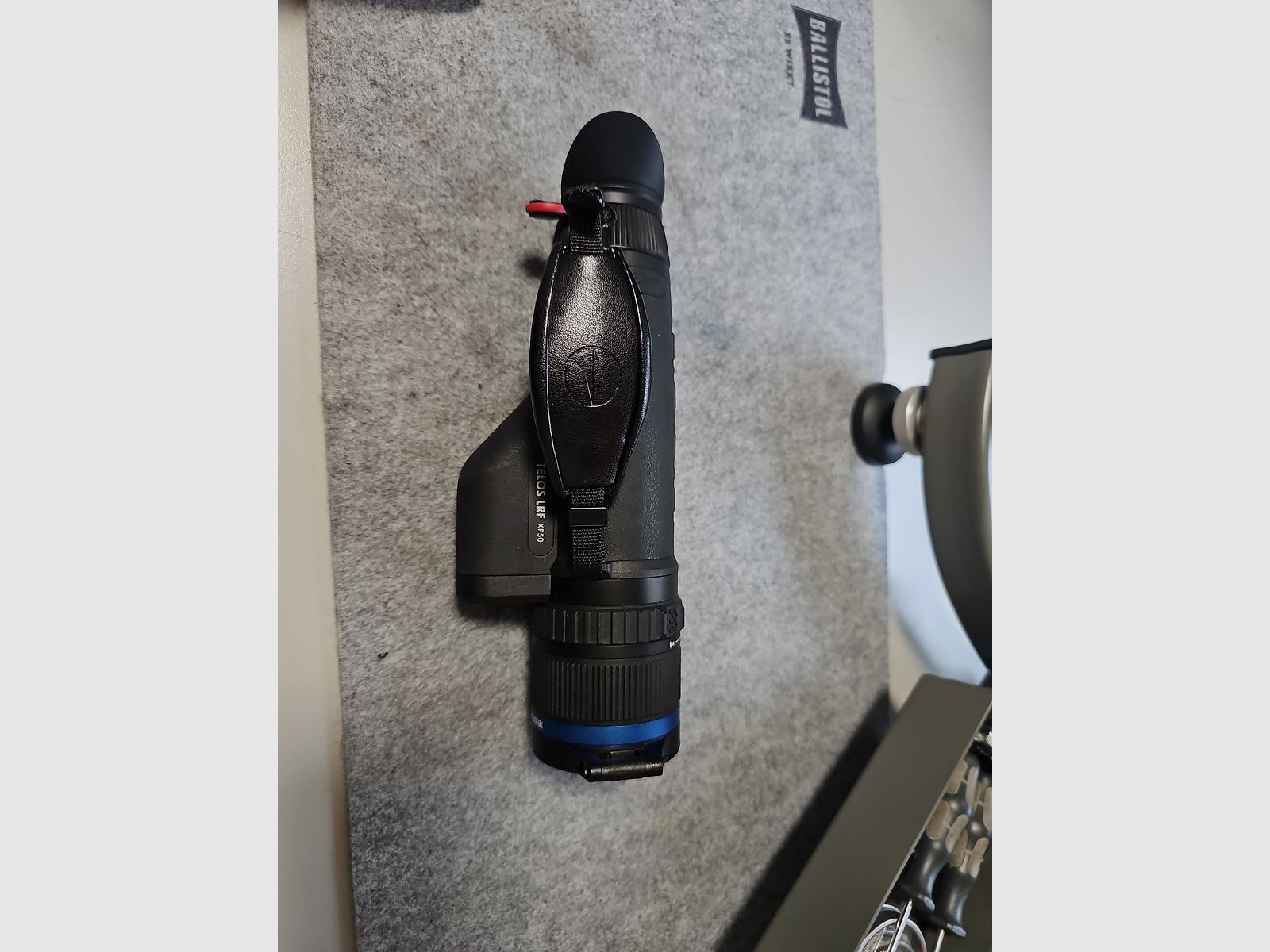 Pulsar TELOS LRF XP50 avec 2 batteries comme neuf