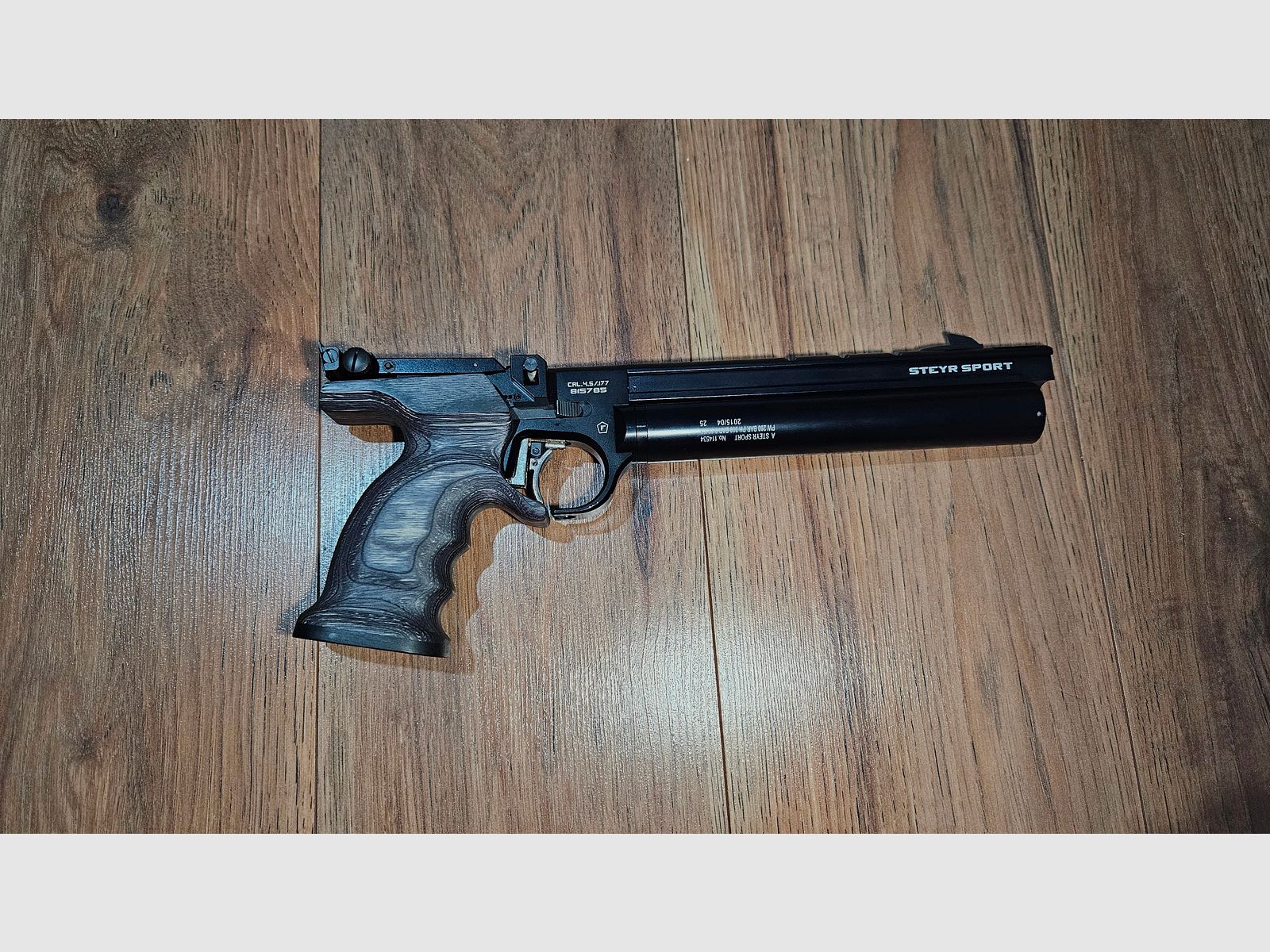 Steyr lp50 LP5 Holzgriff