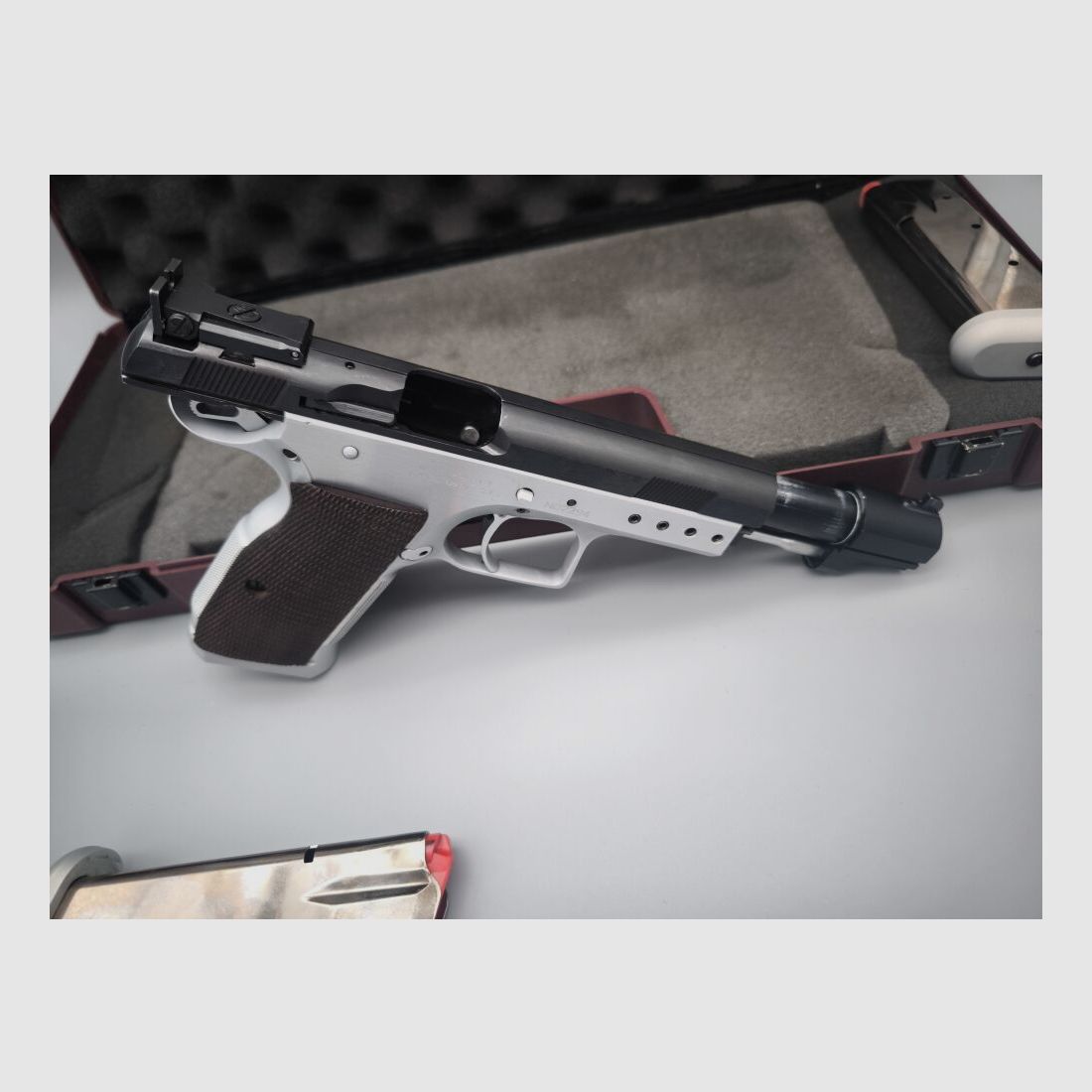 Tanfoglio Gold Match 9mm Luger 6" Sportpistole "Bicolor" 9mmLuger