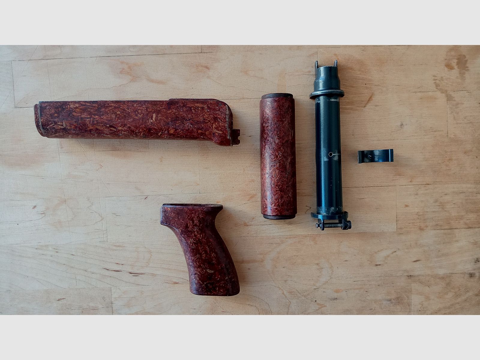 Original VZ.58 "Beaver Barf" Bakelit Handschutz und Griff / auch geeignet für CSA Sporter / Set #4