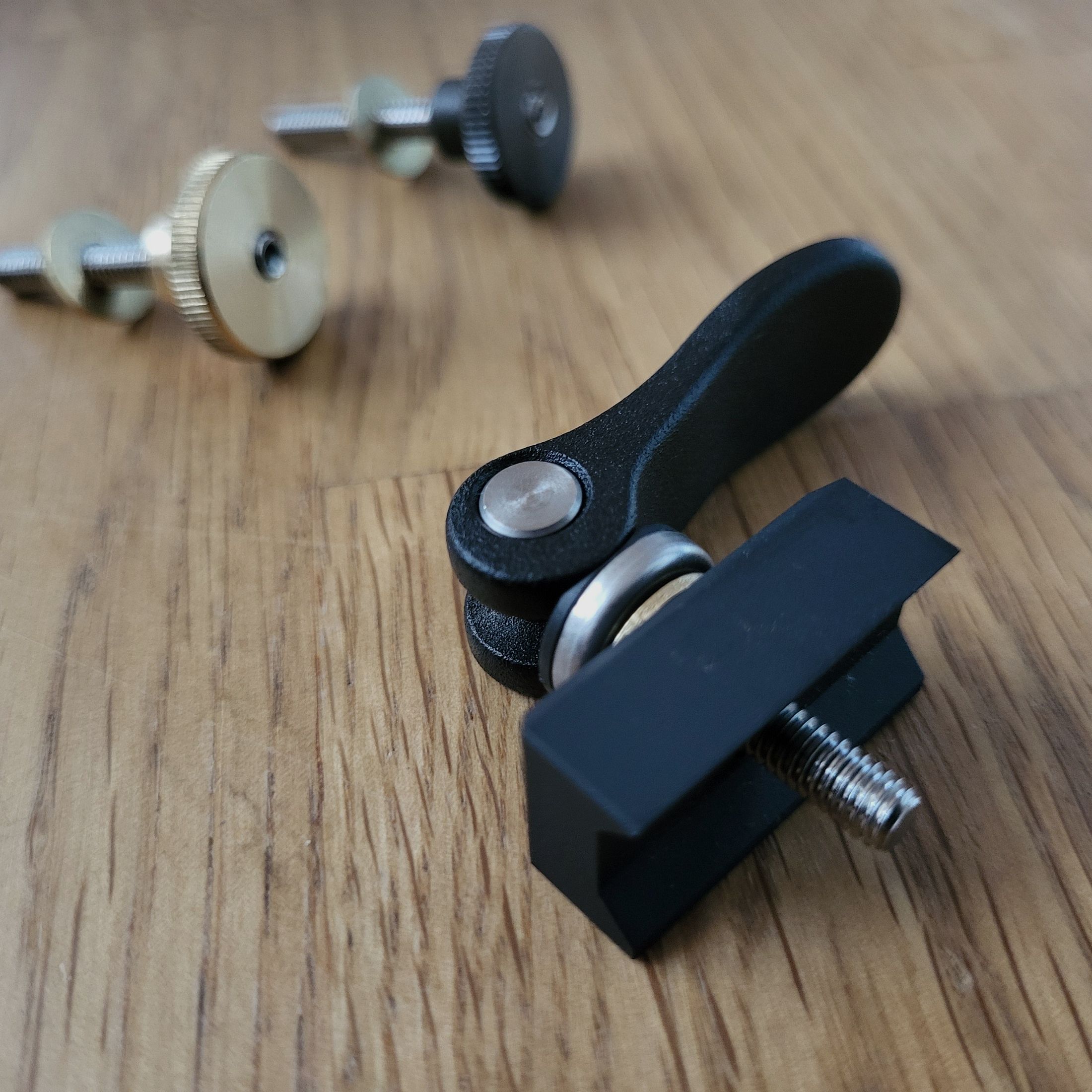 Exenter oder Handrad zum Nachrüsten für Monopod Picatinny beide Generation