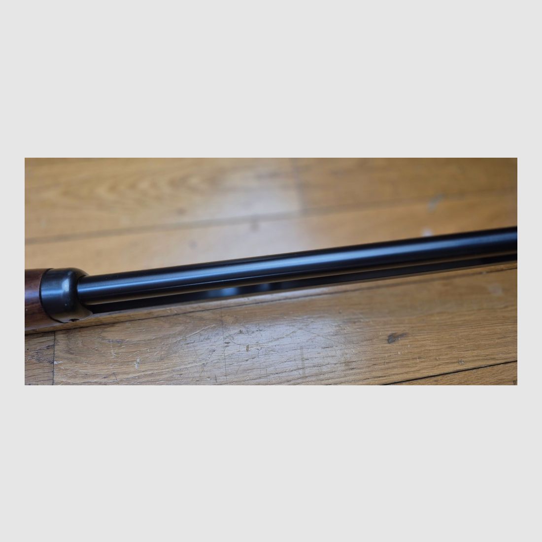 Uitzonderlijk onderhevelgeweer Marlin model 1894 S – Zeldzame herdenkingsserie "1894 CENTURY LIMITED" – Exemplaar 2.152 van slechts 2.500 geproduceerde – Vuurwapen uit 1994 – Stempel ‘JM’ voor Marlin door Marlin – Kal. .44-40WCF – 9+1 schoten – Superieur walnoot hout – Droommechaniek – Loop van 62 cm met prachtige Micro-grooves – Originele doos in uitstekende staat en documenten – Uitzonderlijk stuk in als nieuw staat – Uitstekend+++, afbeelding 14 van 40