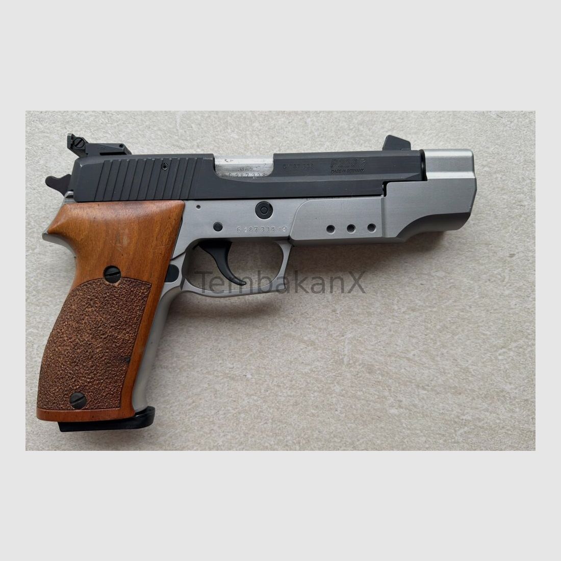 SIG Sauer P 220 S .45Auto