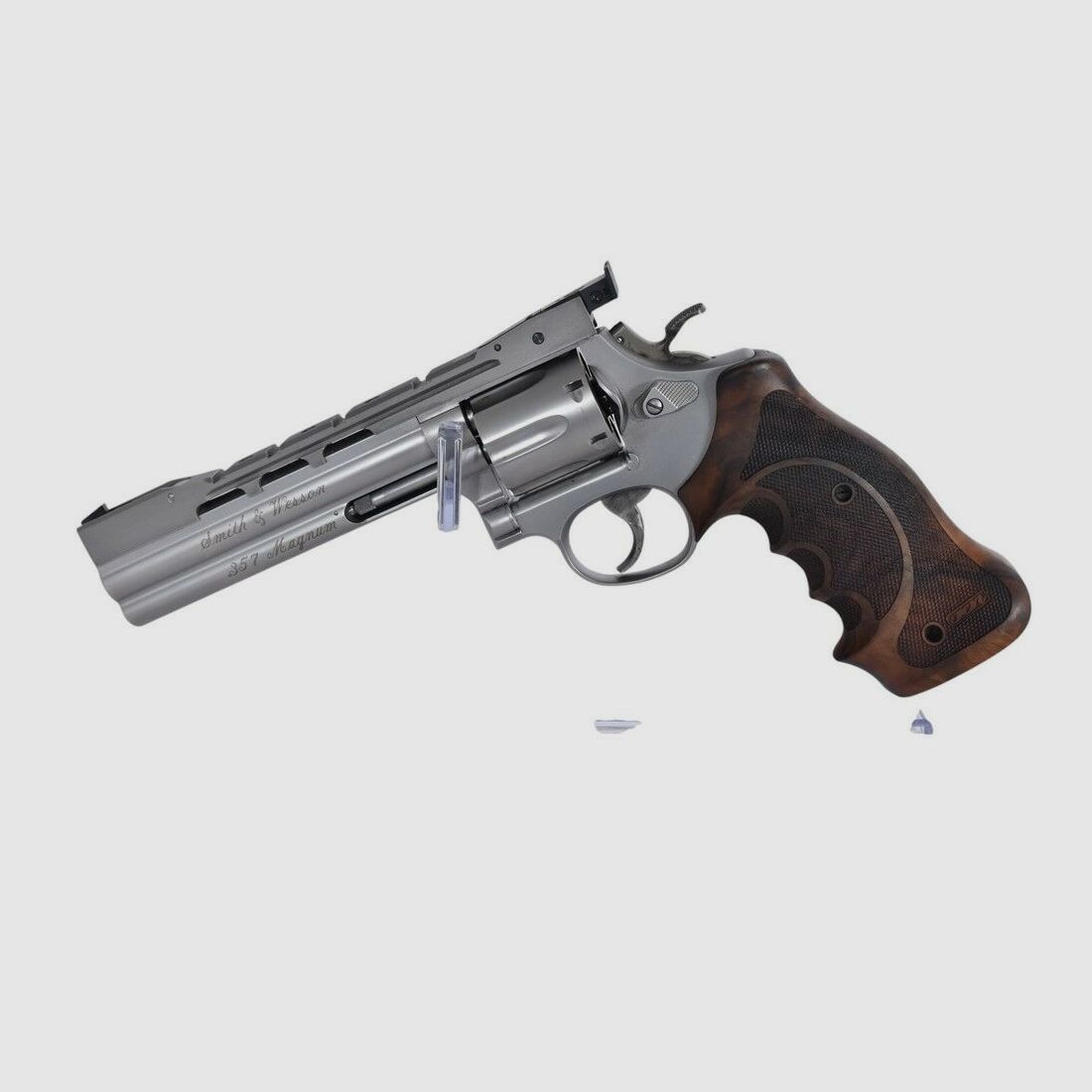 Smith & Wesson	 686-4