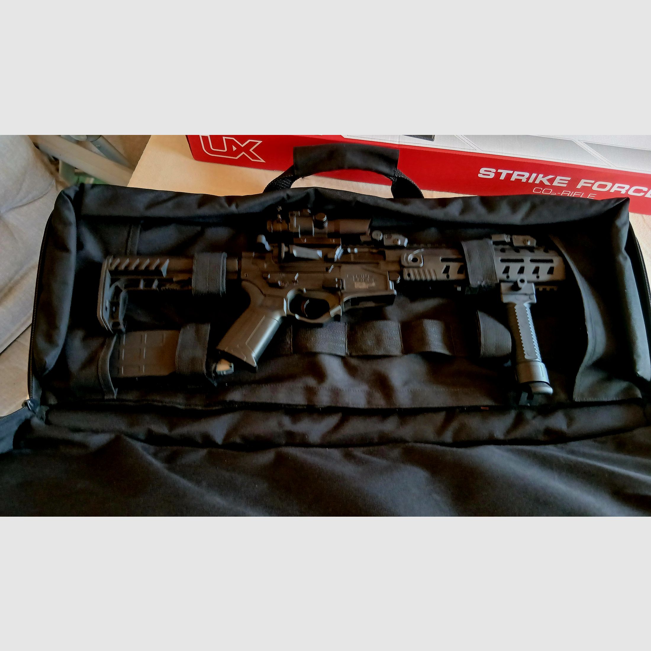 TOP ANGEBOT...Strike Force Umarex 4,5 BB Blowback Co2 OVP +Zubehör+Gewehrtasche inkl. Versand