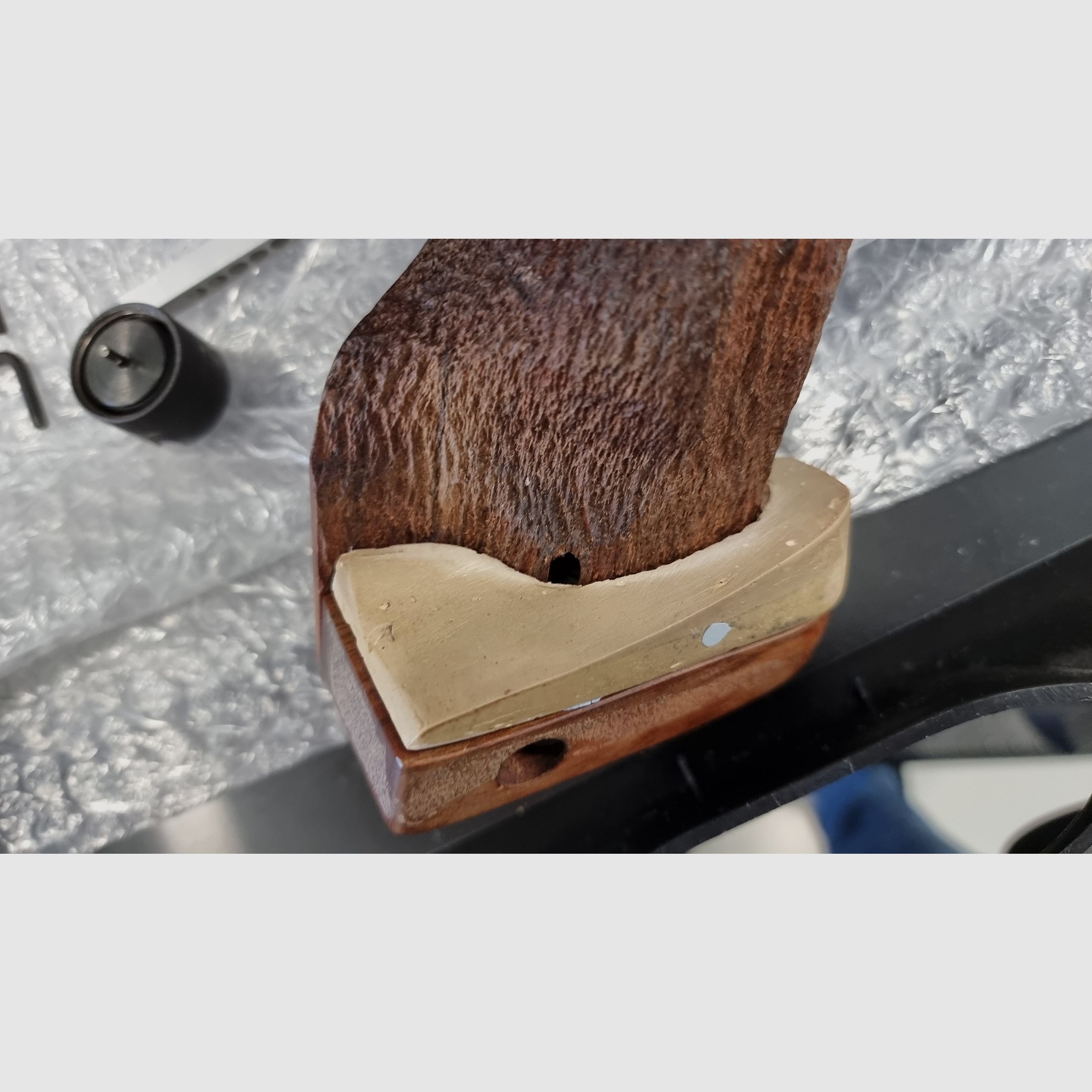 BRNO Aeron B96 -CO2 Luftpistole- FÜR TEILE