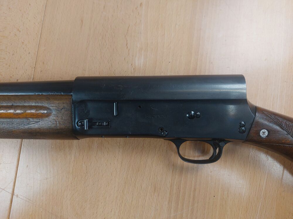 FN Browning , Herstal Auto 5