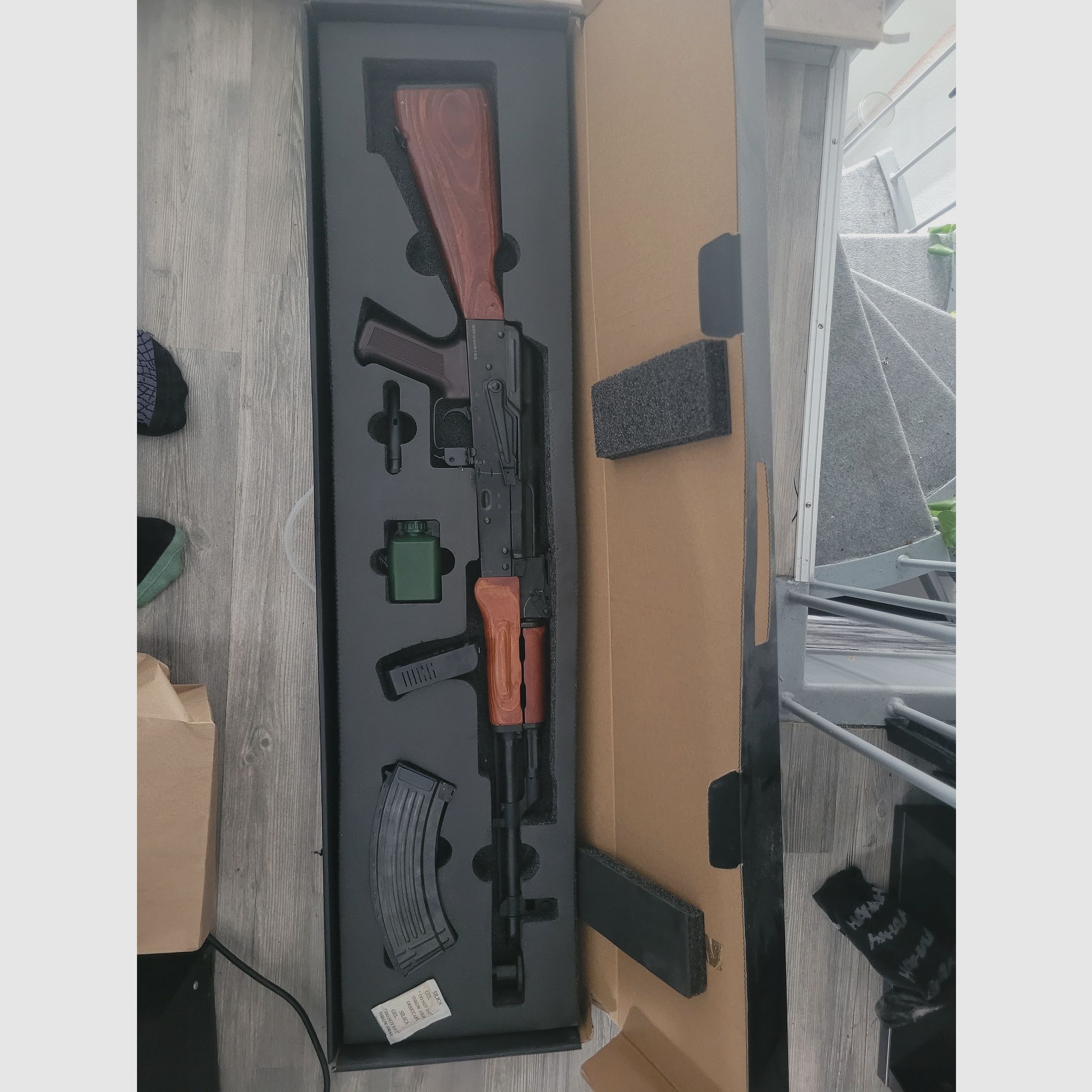 E&L AK (like new)