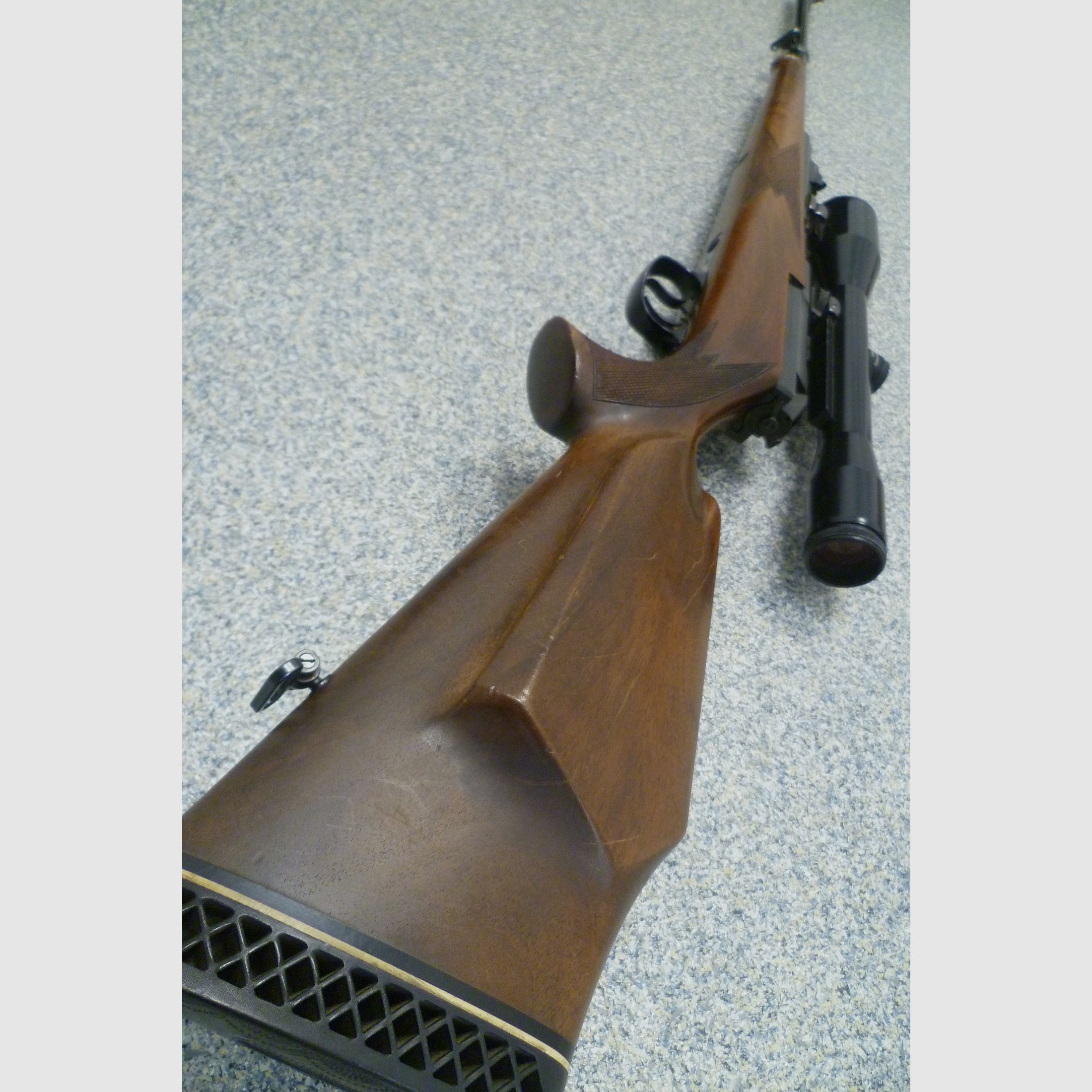 Rifle repetidora Mauser modelo 66 S .243 Win.