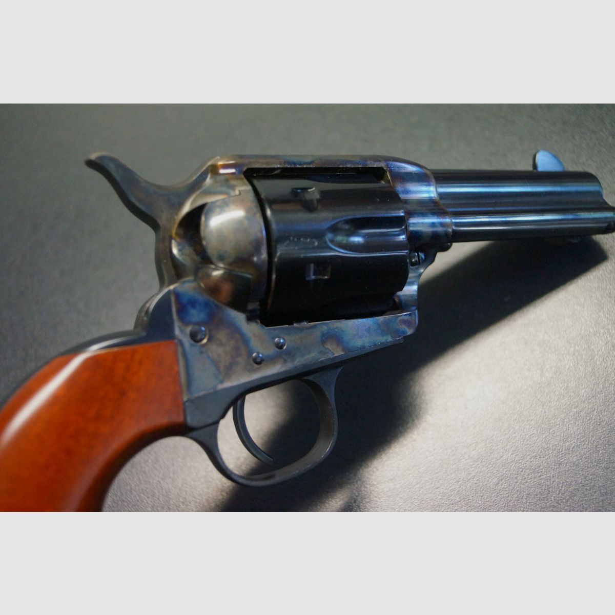 Uberti 1873 Cattleman 0414, immagine 2 di 5