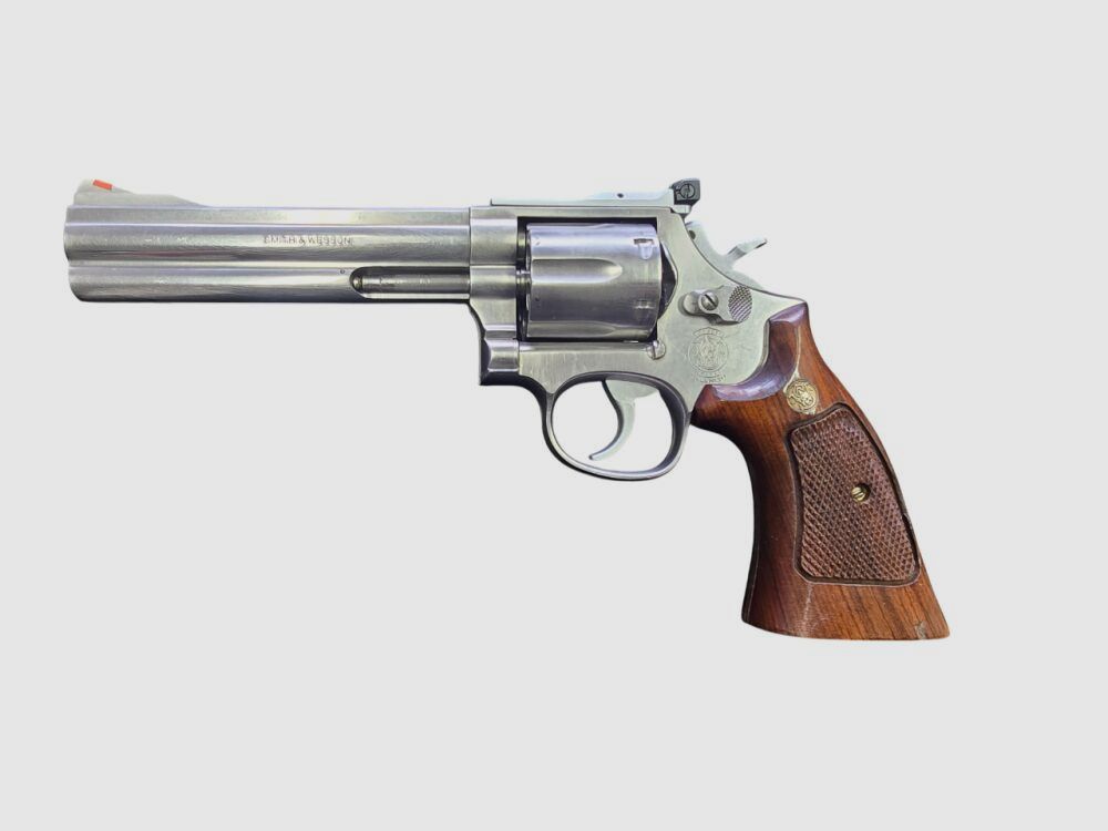 Smith & Wesson 686-6, Target Champion