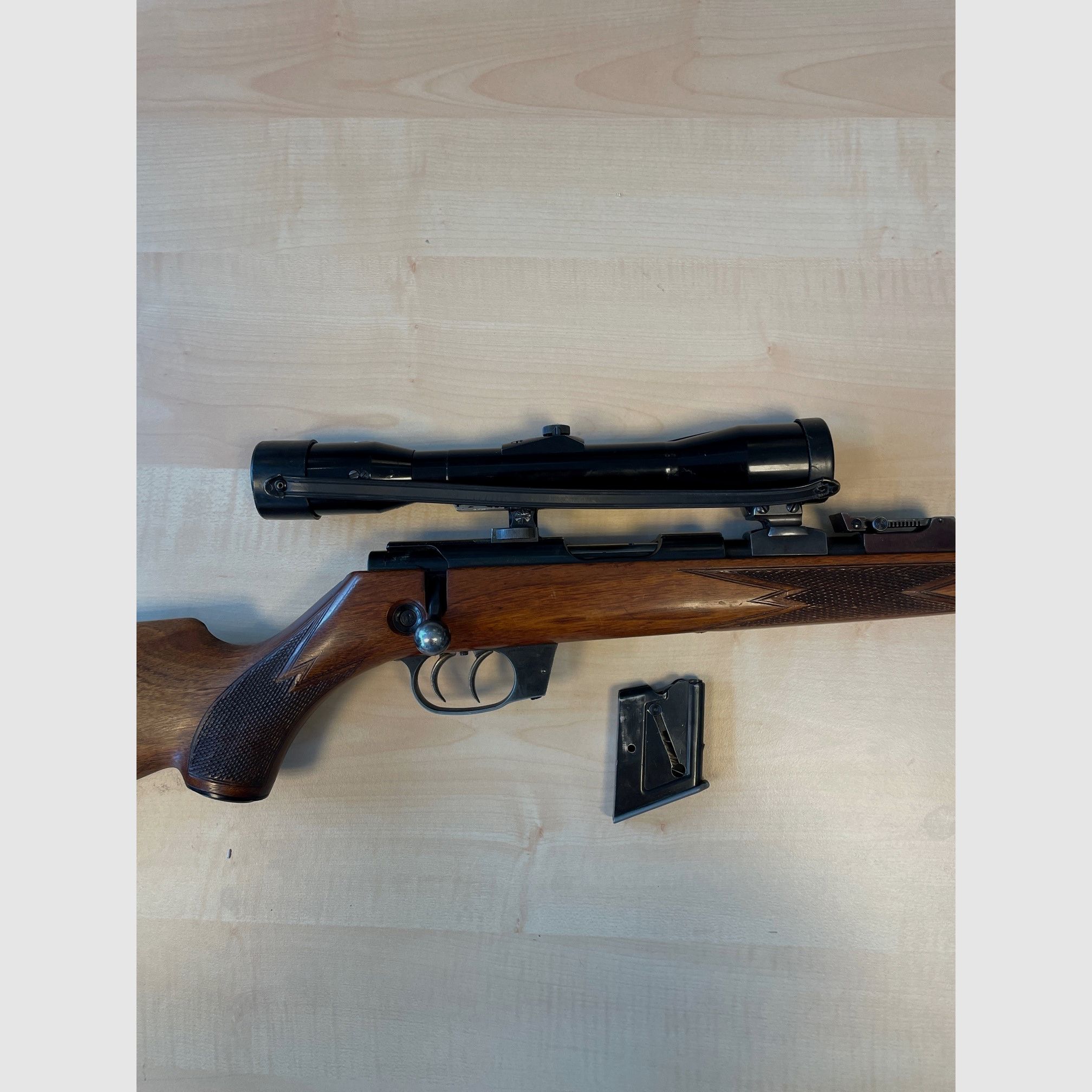 Rep. rifle Walther Cal. .22 Hornet with scope Nickel Supra 4x36 L8i