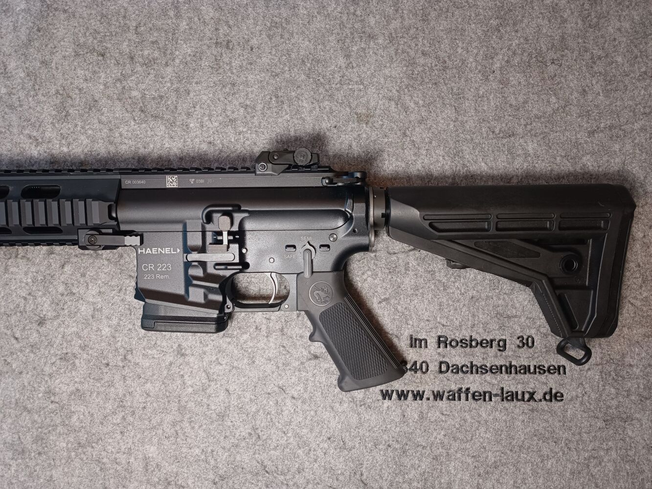 C.G. Haenel CR223 negro con 16,75" con culata Oberland Arms